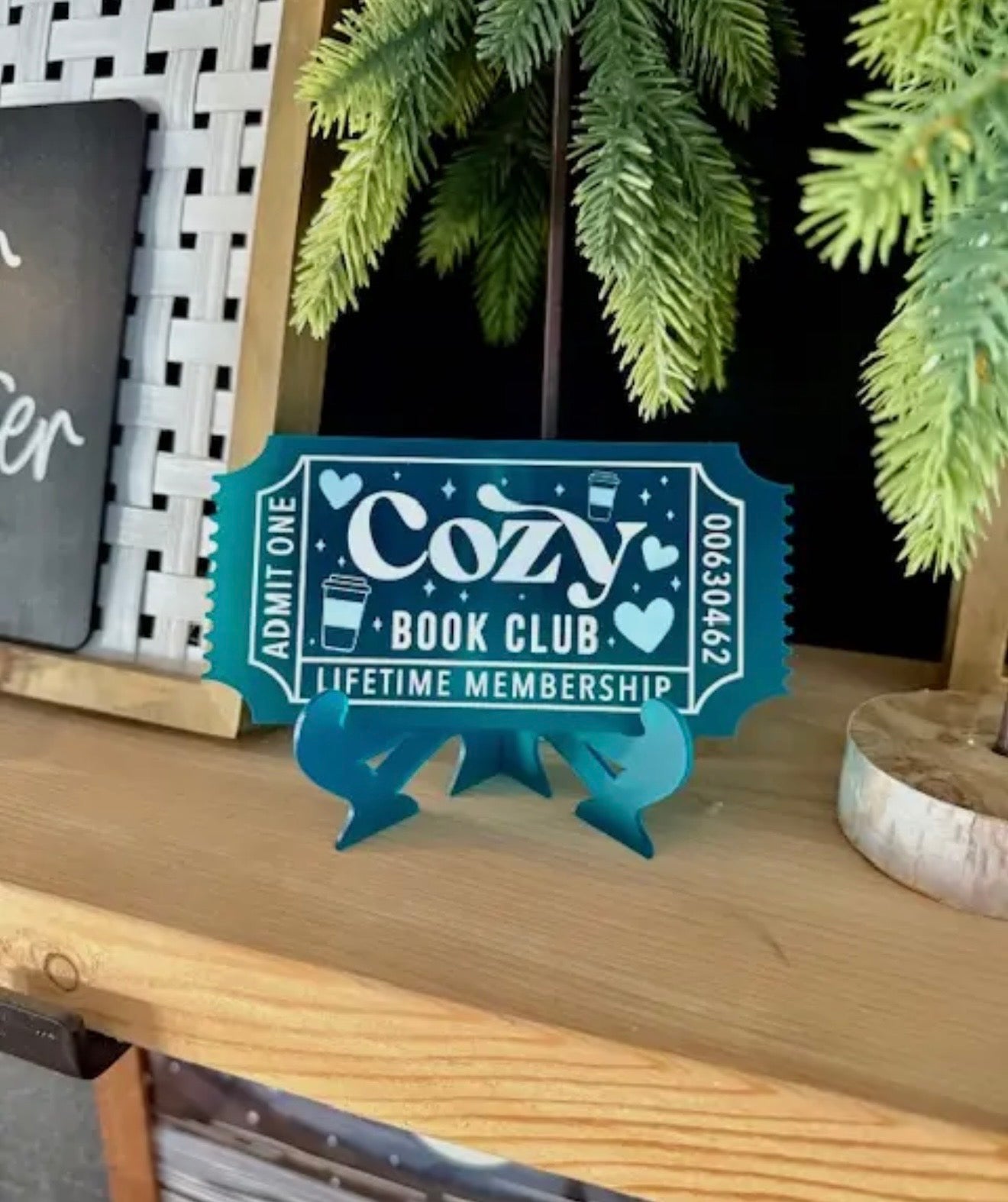 Cozy Wall Shelf